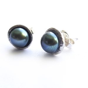 Pärlörhängen peacock blå