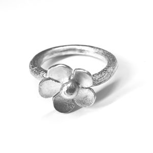 Ring Tora med silverkula