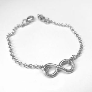 Armband Evighetssymbol