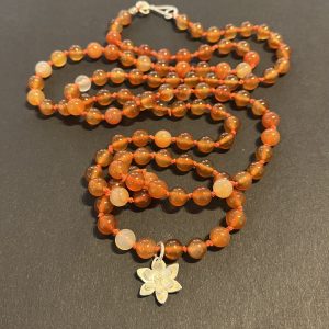 Mala Lotus Karneol